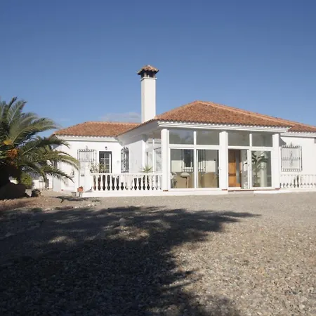 Alta Vista Villa *